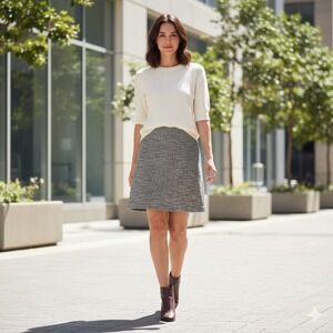 LOFT Women's Tweed A Line Skirt Neutral Textured Mini Skirt - Size 4‎